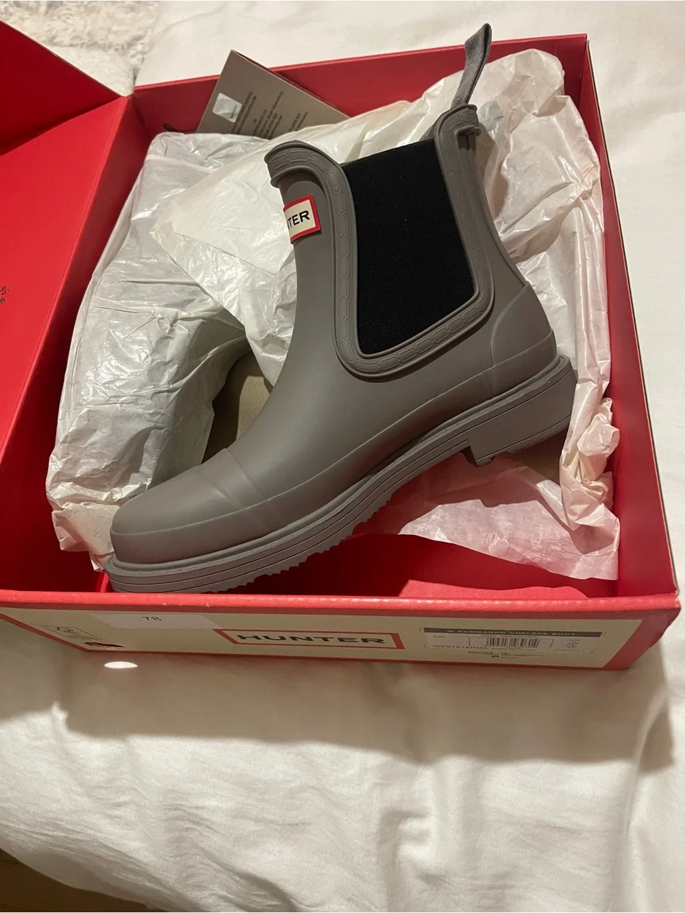 Hunter commando chelsea gray boots euro 36- ladies 5 brand new in box